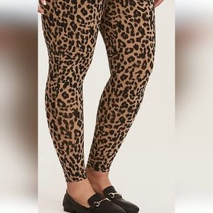 Women's Torrid Full Length Leopard Leggings
